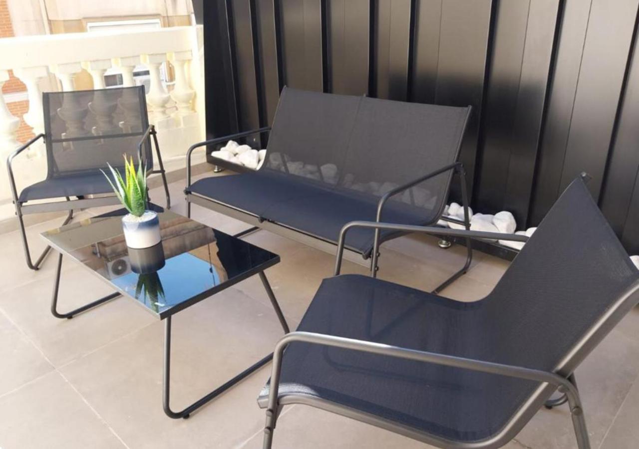 Apartamentos Loliqui Centro Alicante Kültér fotó