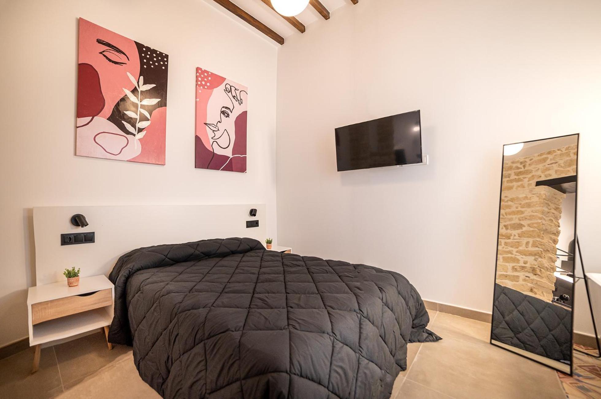 Apartamentos Loliqui Centro Alicante Szoba fotó