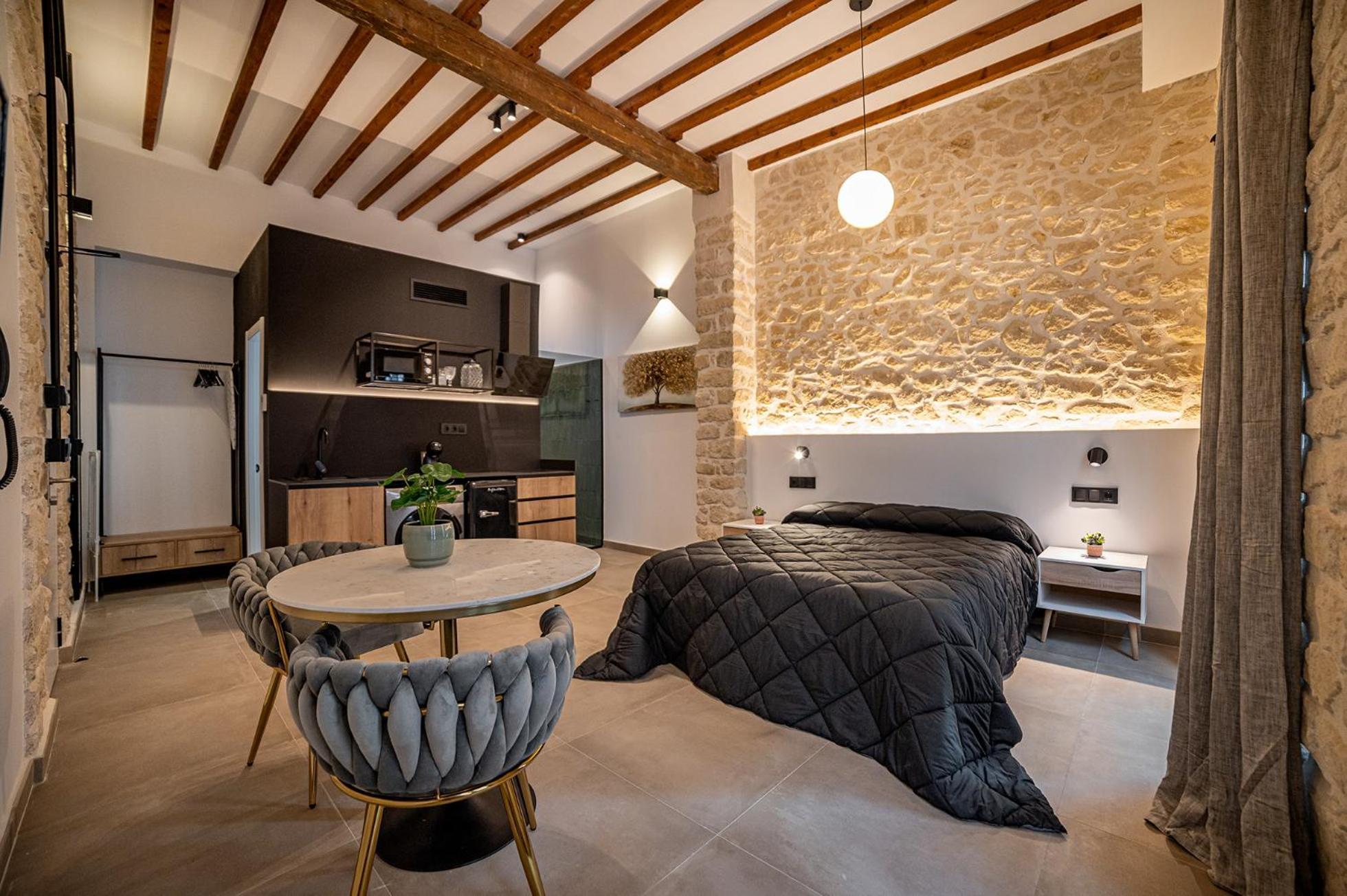 Apartamentos Loliqui Centro Alicante Szoba fotó
