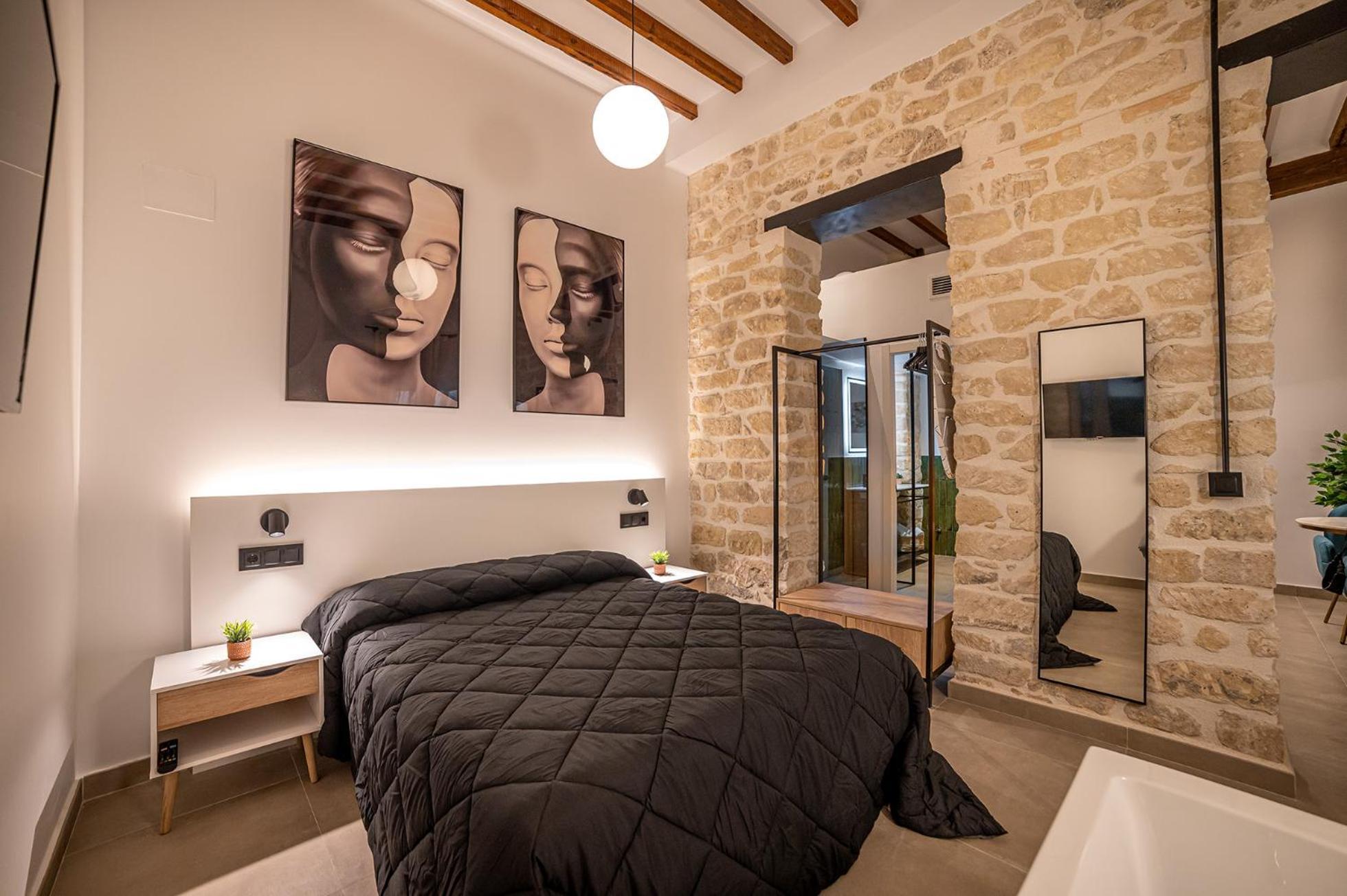Apartamentos Loliqui Centro Alicante Szoba fotó